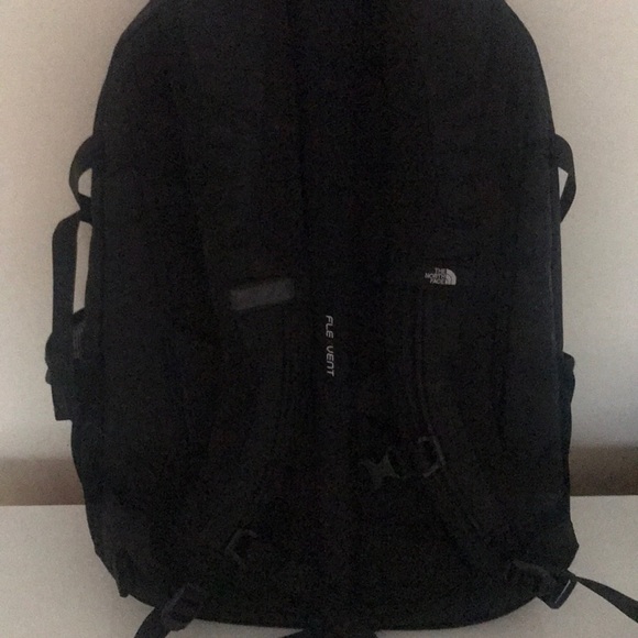 North face backpack - Picture 2 of 2